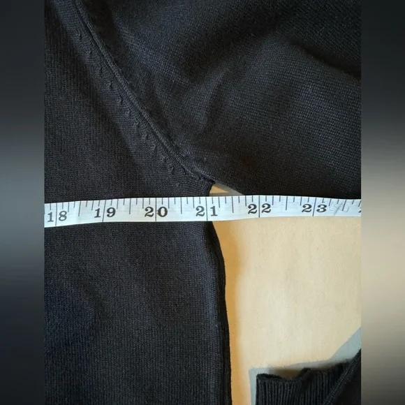 🆕 Passenger’s Black Pullover Sweater, XL - Picture 6 of 6